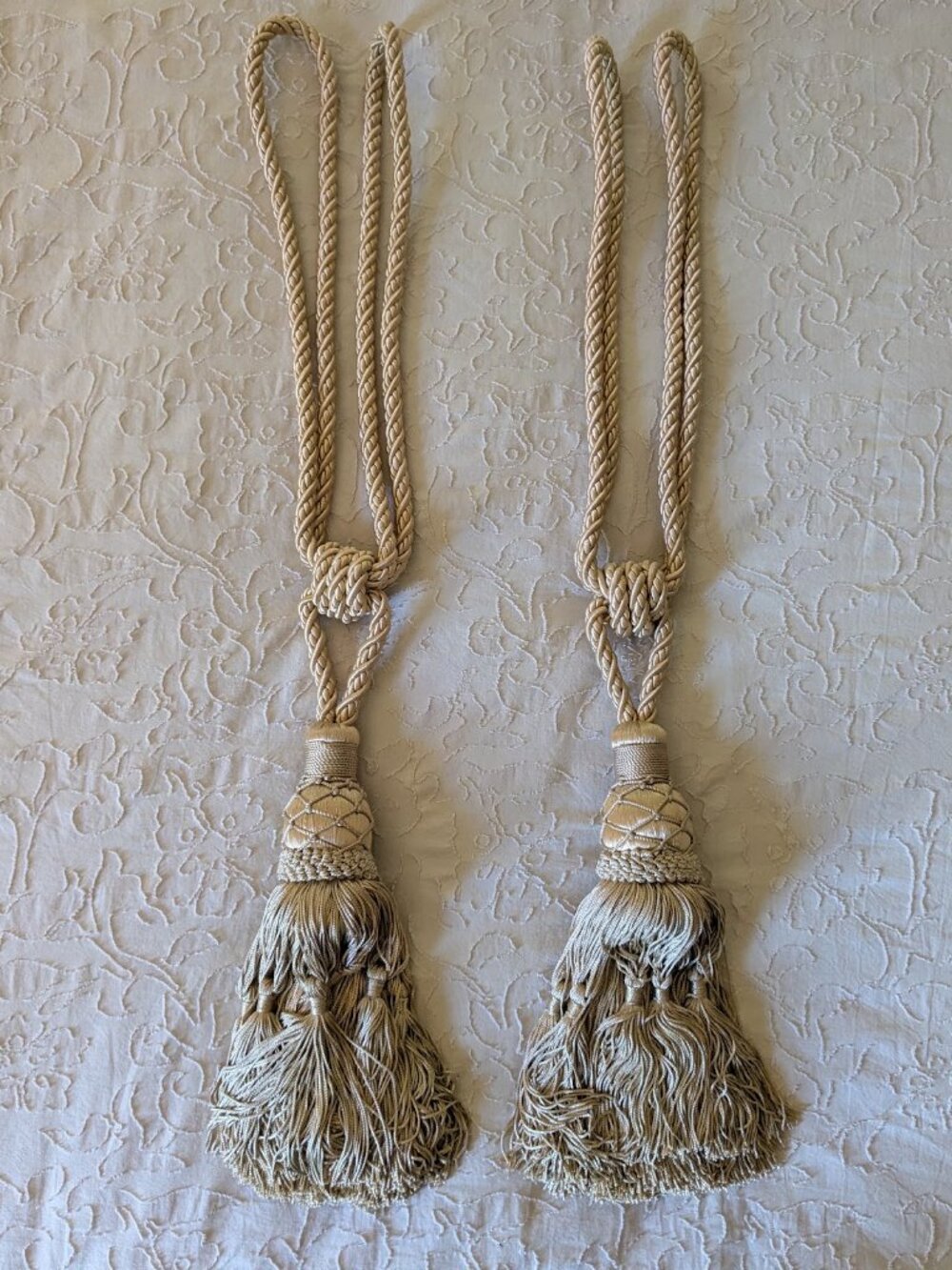 Set of 2x Gold Curtain Tassel Tiebacks